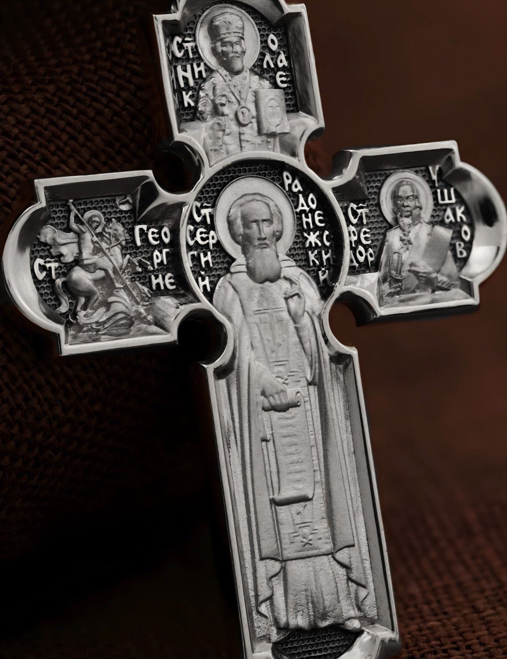 Крест из белого золота