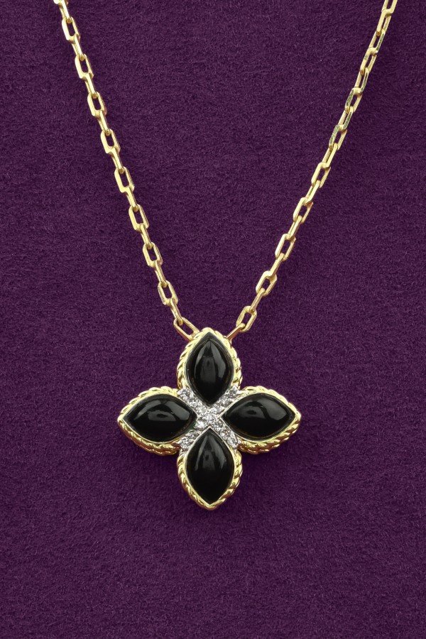 Колье из лимонного золота c бриллиантами и ониксом