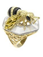 Кольцо из лимонного золота c эмалью, ониксом и эмалью