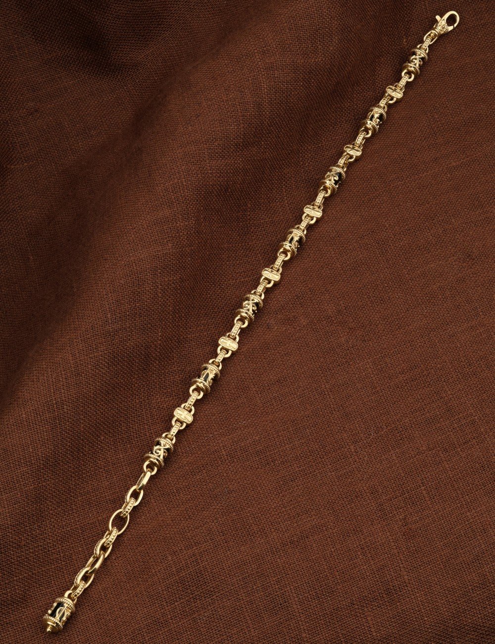 Браслет из лимонного золота c ониксом