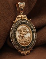 Образок из золота c эмалью