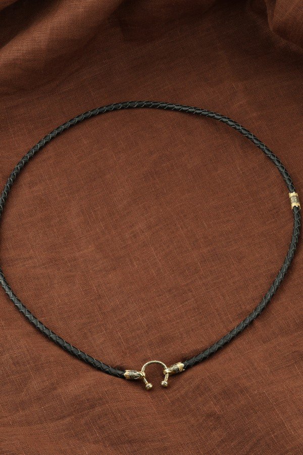 Гайтан из лимонного золота c кожаным шнурком