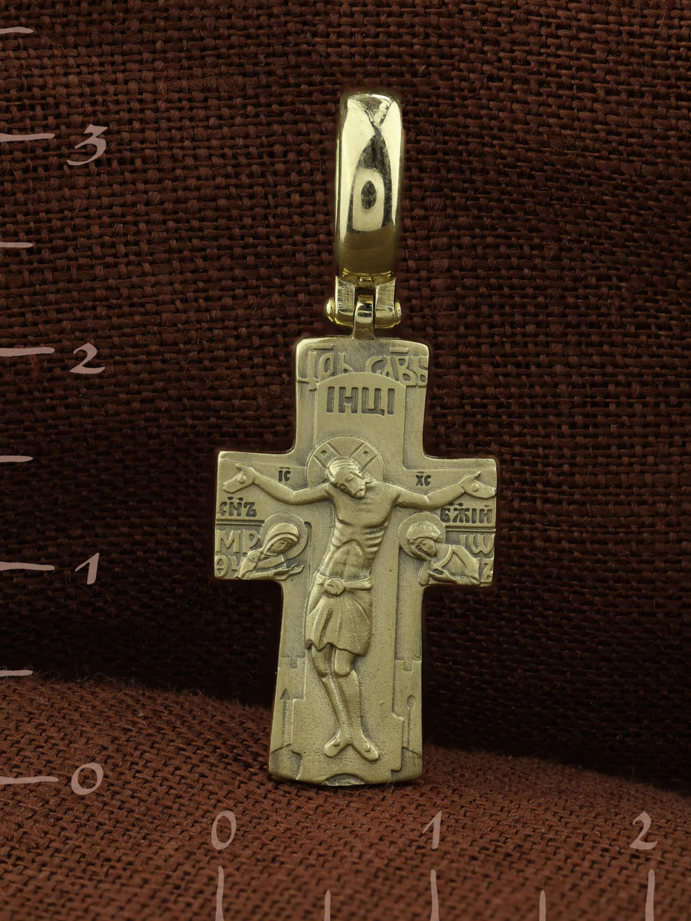 Крест из зелёного золота 585 пробы