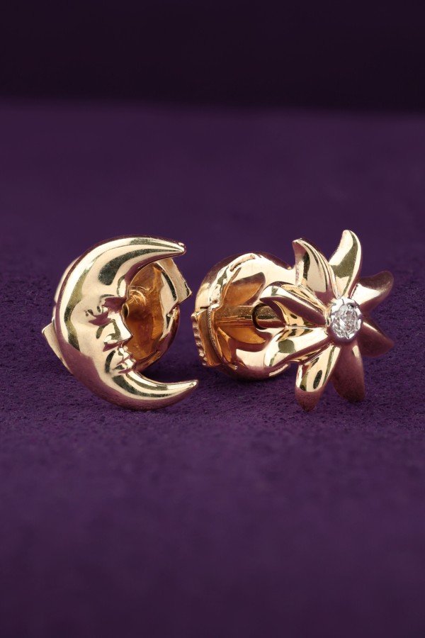 Серьги из золота c бриллиантами