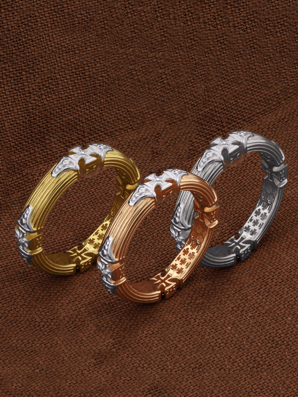 Кольцо из лимонного золота 585 пробы c бриллиантами