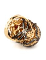 Кольцо из золота c эмалью, фианитом и гранатом