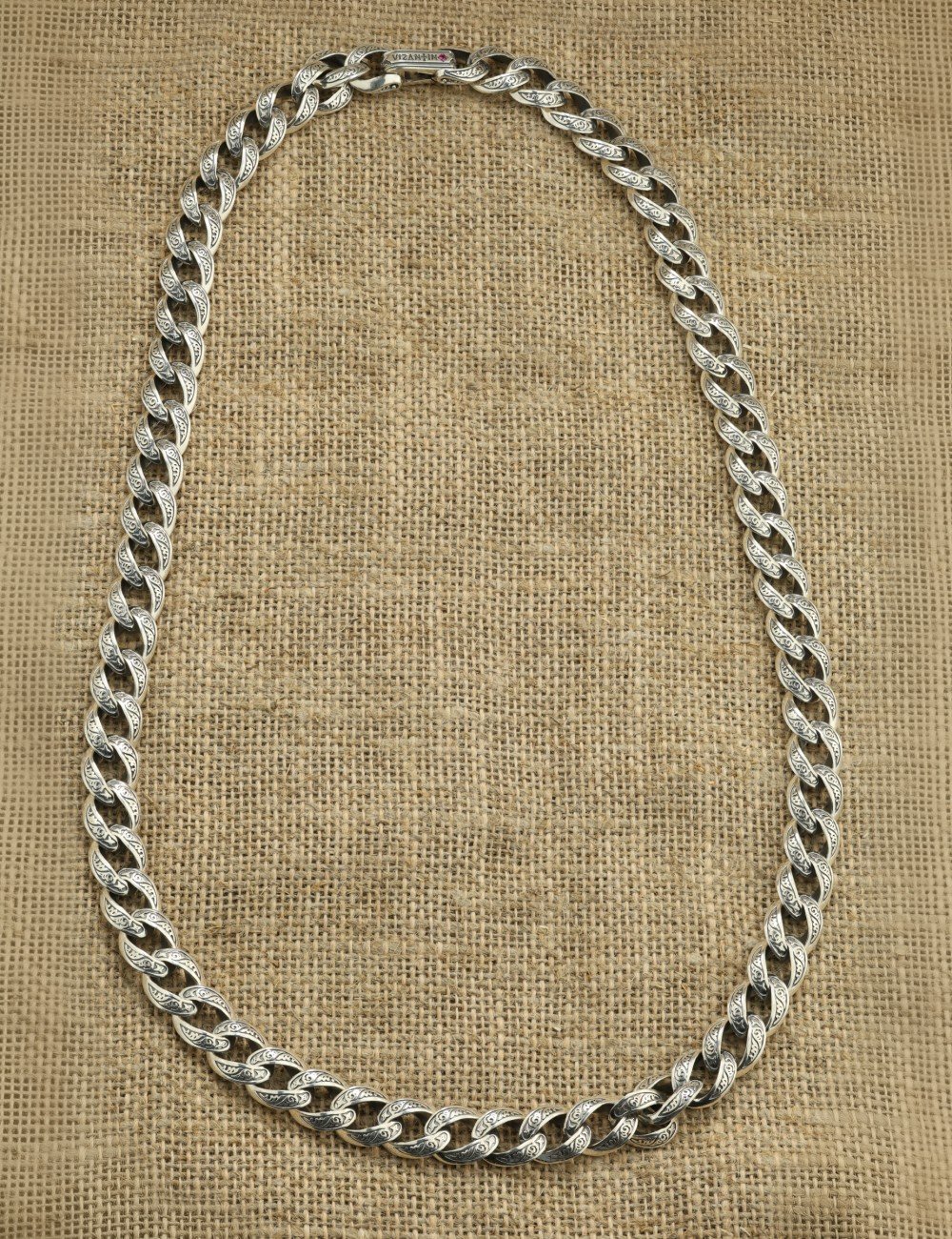 Цепь из серебра c рубином