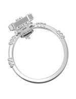 Кольцо из белого золота c ониксом и перламутром