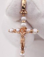 Крест из золота 585 пробы c жемчугом