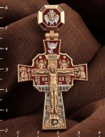 Крест из золота c эмалью