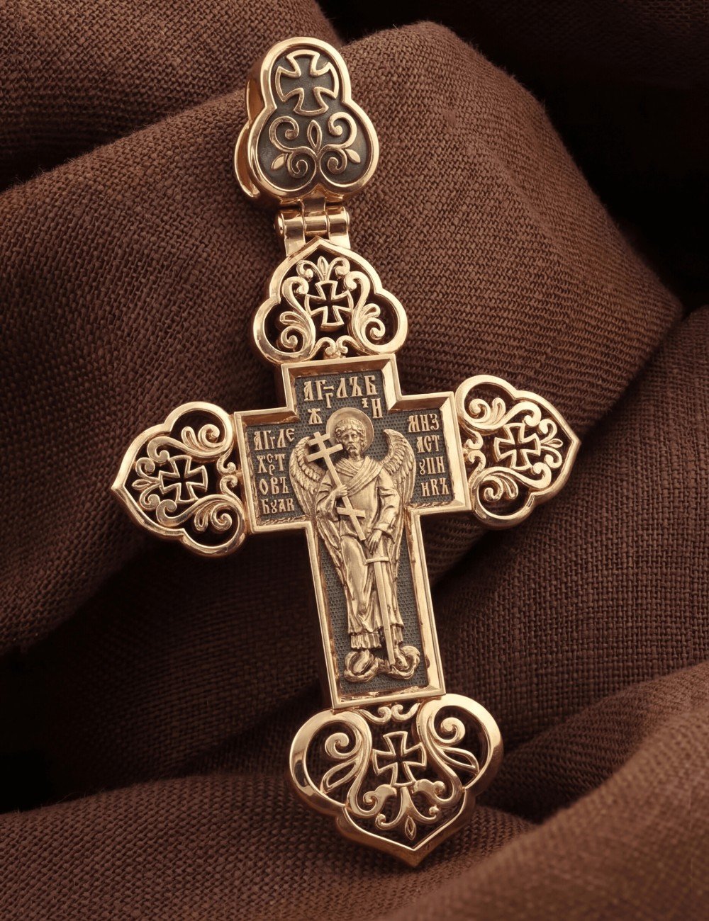 Крест из золота