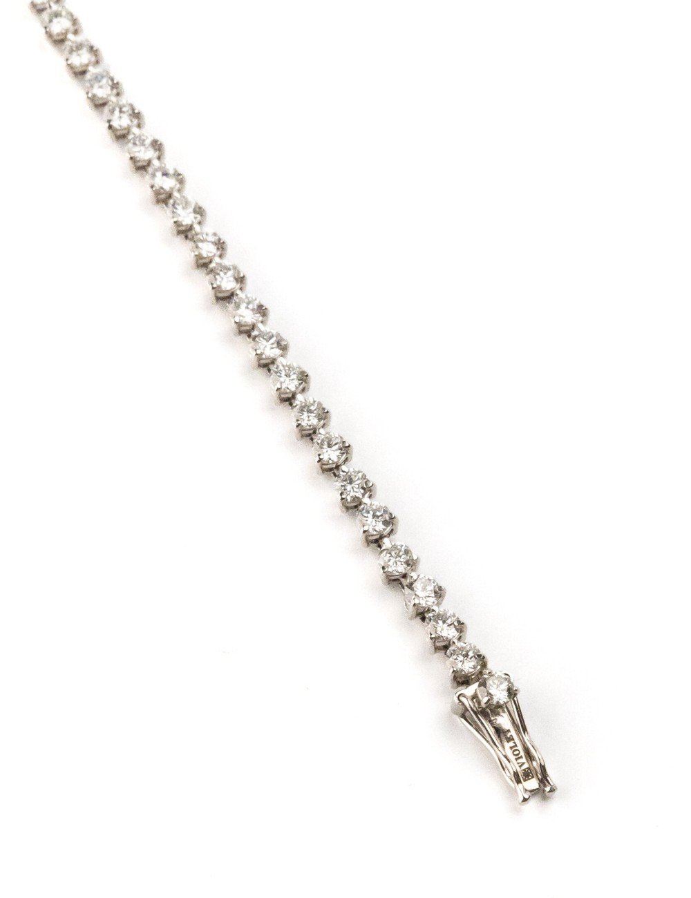 Браслет из белого золота c бриллиантами