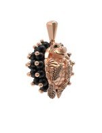 Подвеска из золота c эмалью и ониксом