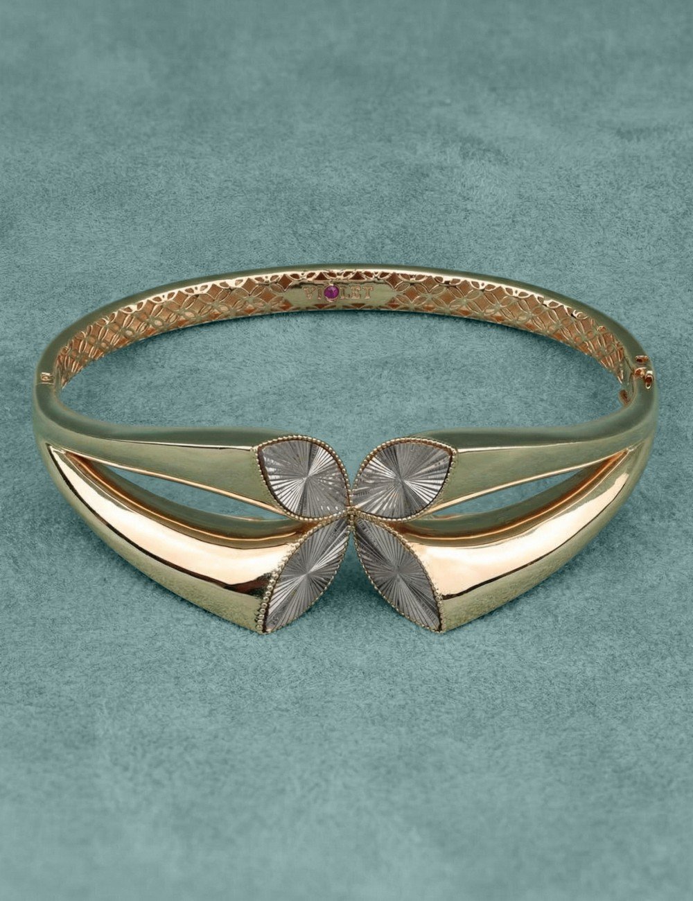 Браслет из золота c рубином