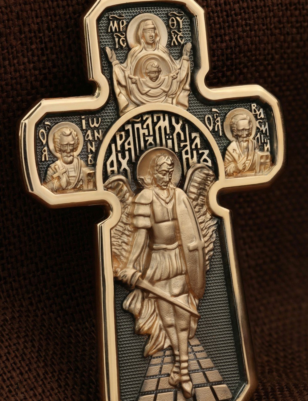Крест из золота