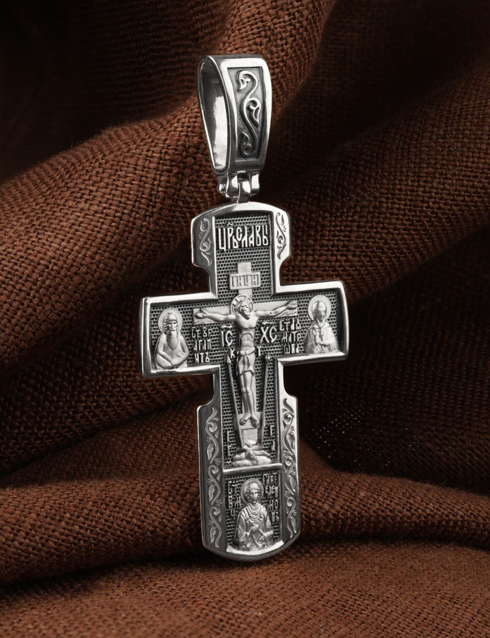 Крест из белого золота