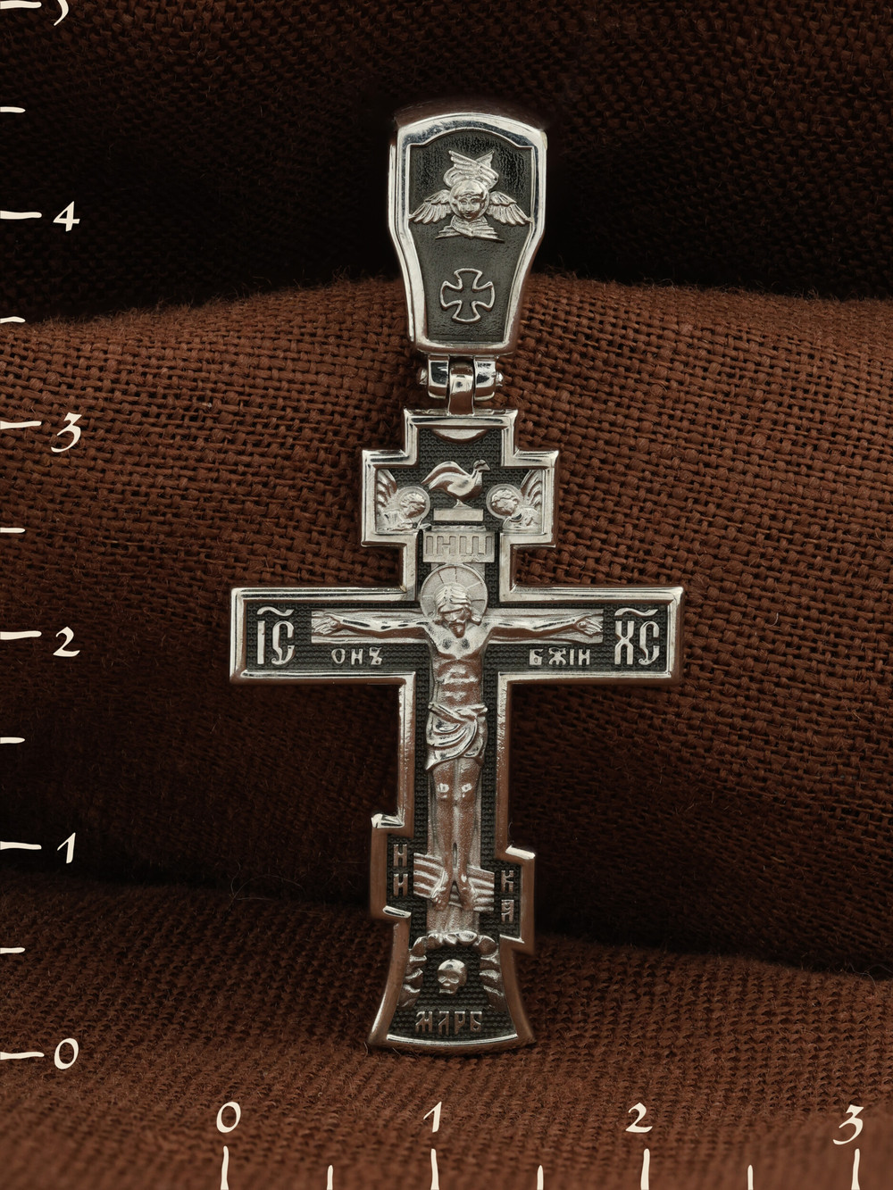 Крест из белого золота 585 пробы