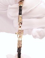 Браслет из золота c кожаным шнурком