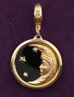 Подвеска из лимонного золота c ониксом