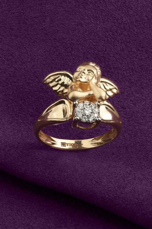 Кольцо из золота c бриллиантами