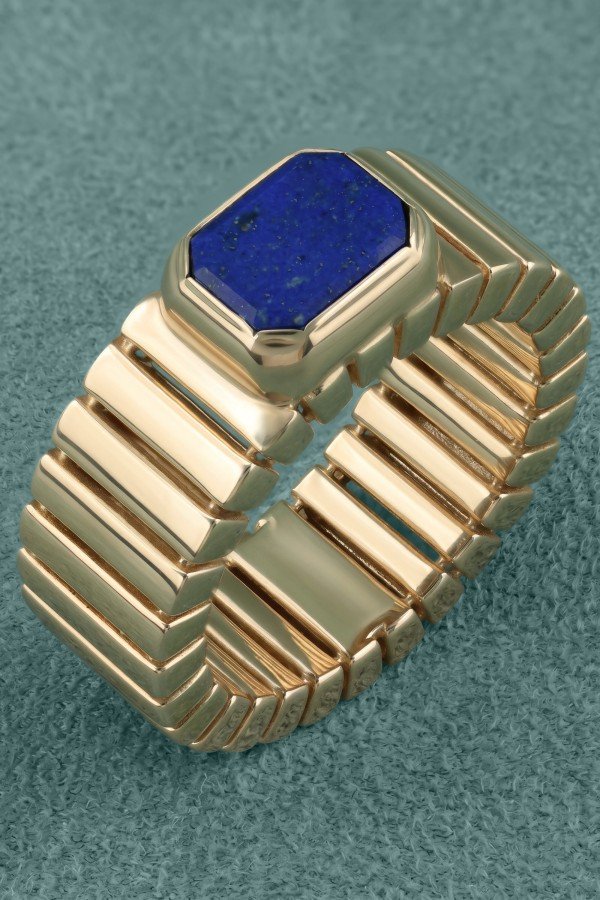 Кольцо из золота c лазуритом