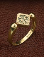 Кольцо из зелёного золота