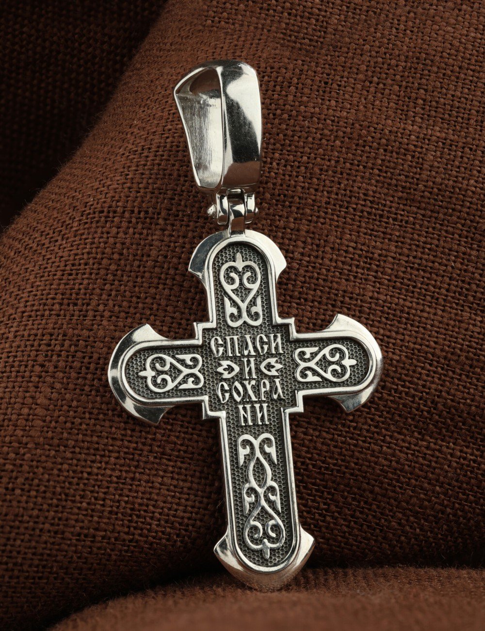Крест из белого золота