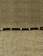 Браслет из серебра и золота c шёлковым шнурком