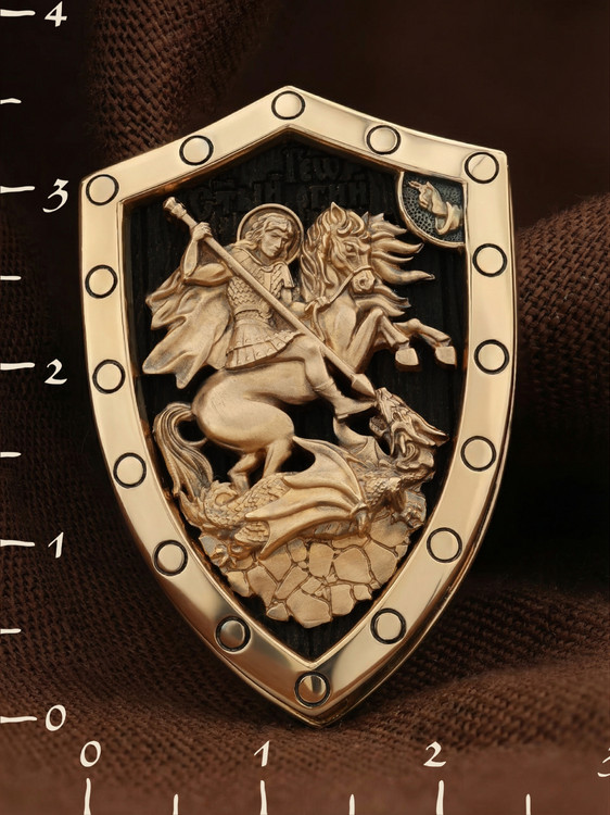 Нательная икона из красного золота 585 пробы c эбеновым деревом