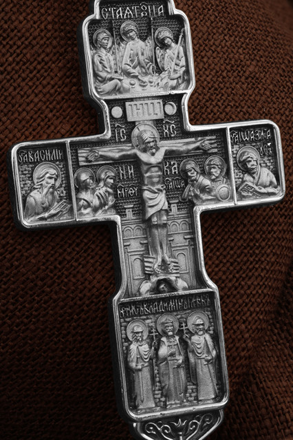 Крест из белого золота 585 пробы