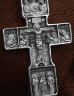 Крест из белого золота