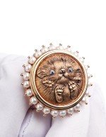 Кольцо из золота c эмалью и жемчугом