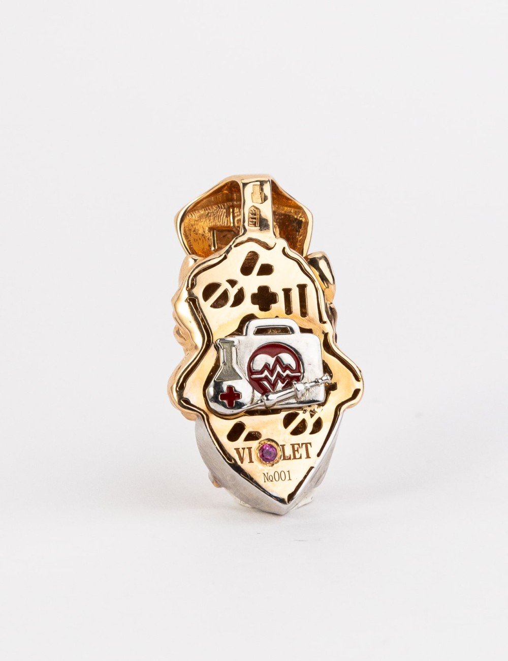 Подвеска из золота c эмалью, бриллиантами и рубином