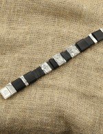 Браслет из серебра c кожаным шнурком