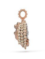 Подвеска из золота c эмалью и жемчугом