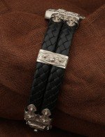 Браслет из белого золота c шнурком и ониксом