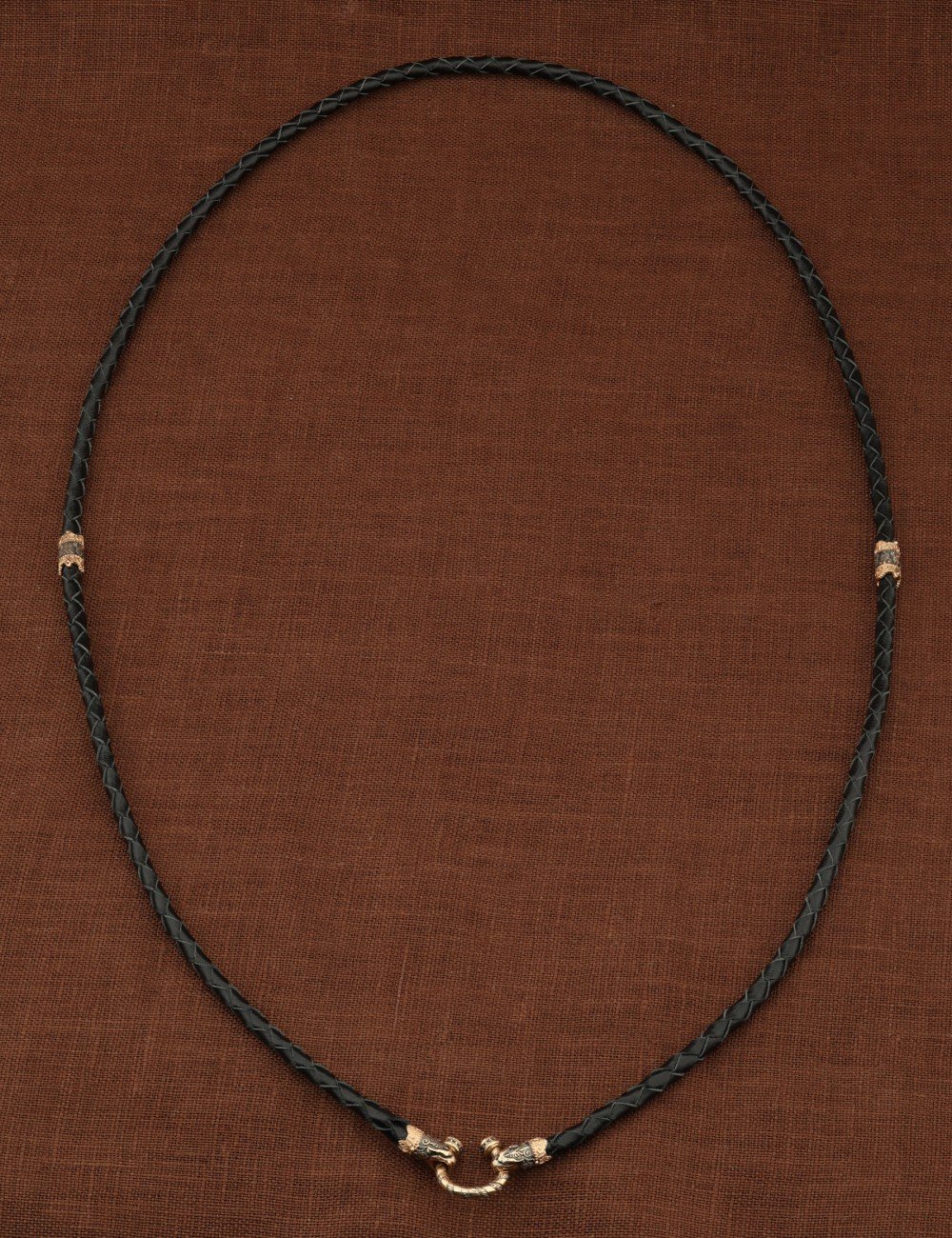 Гайтан из золота c кожаным шнурком