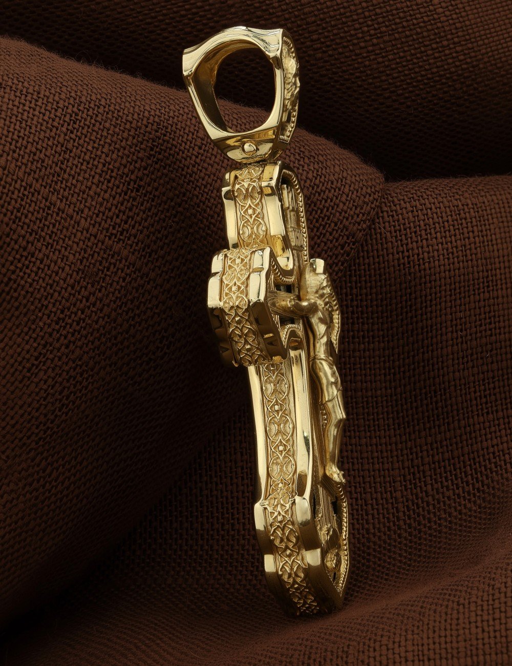 Крест из лимонного золота c ониксом