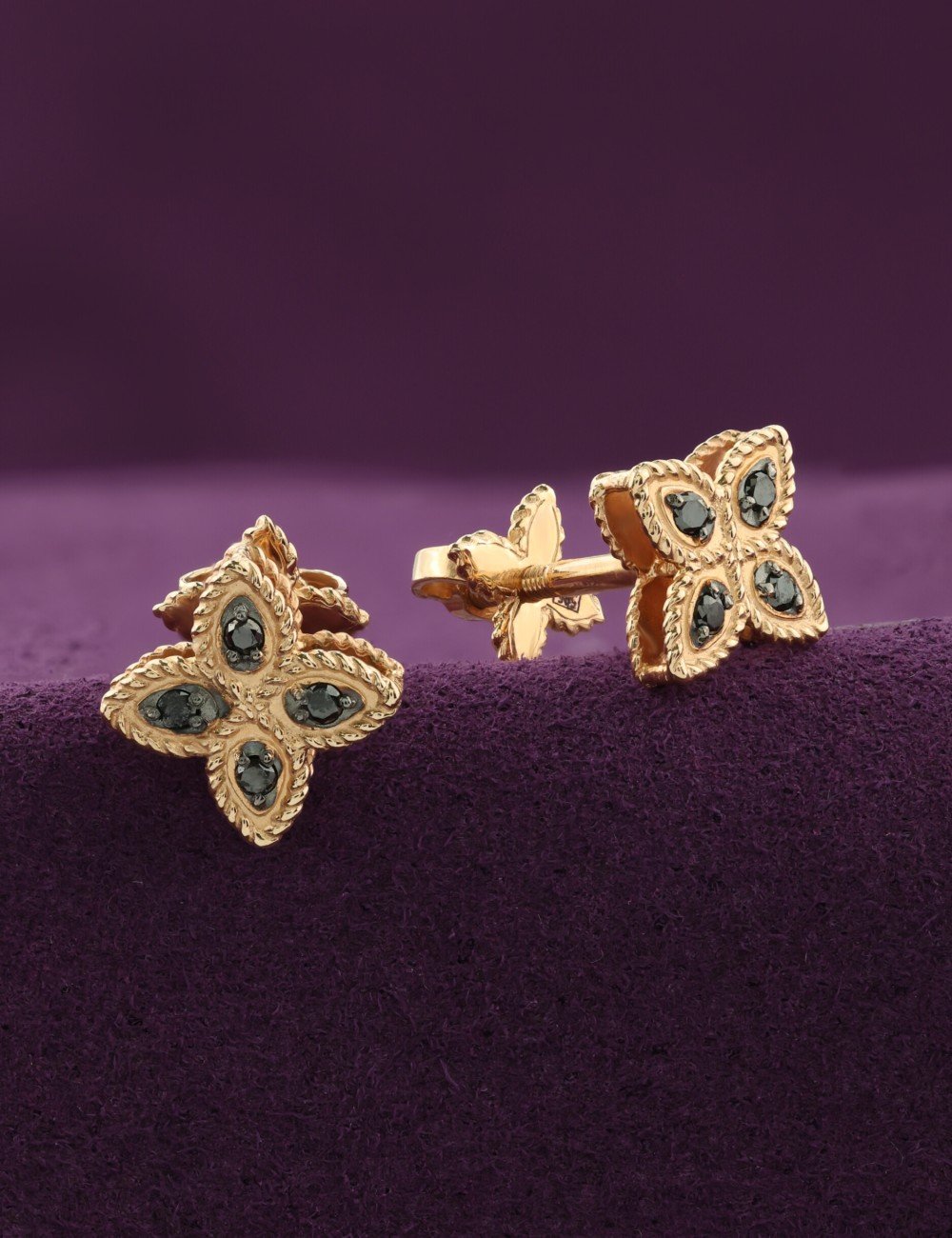 Серьги из золота c бриллиантами