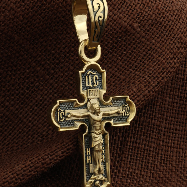 Крест из лимонного золота 585 пробы