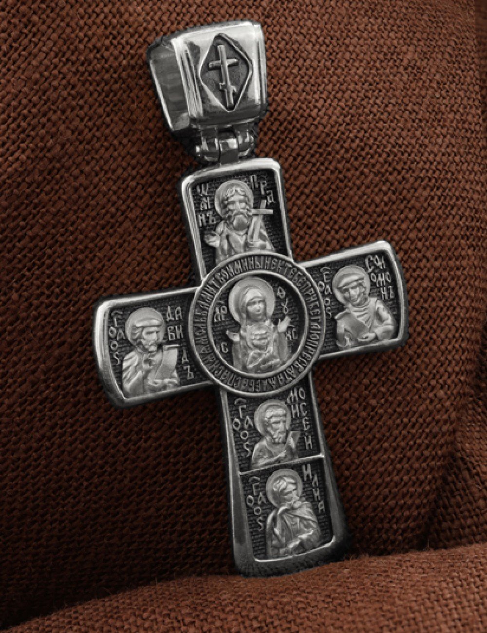 Крест из белого золота