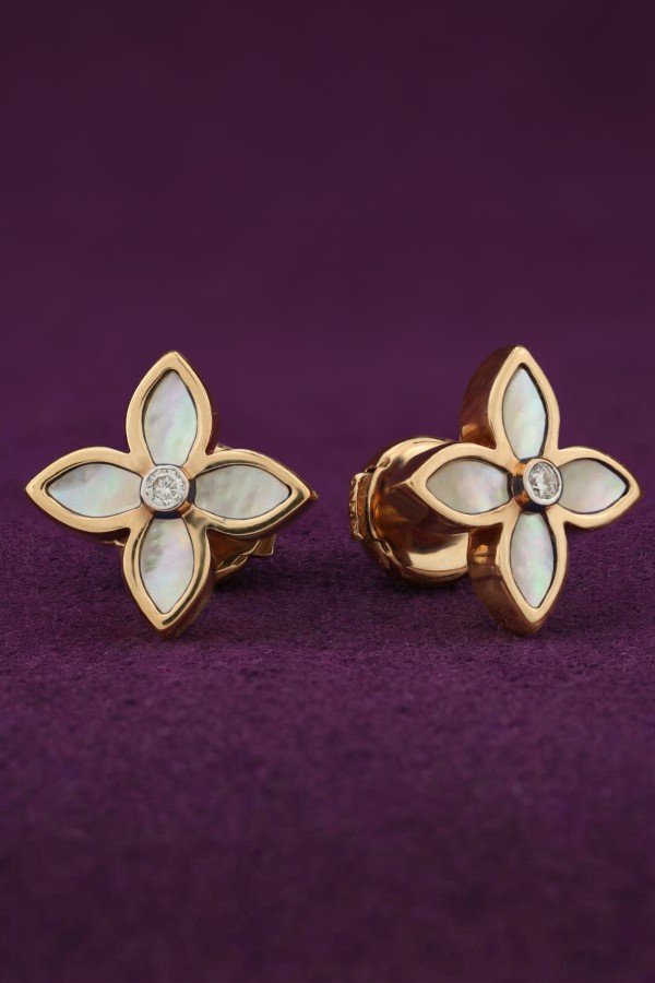 Серьги из золота c бриллиантами и перламутром