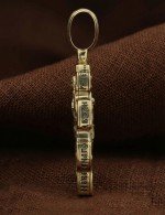 Крест из лимонного золота