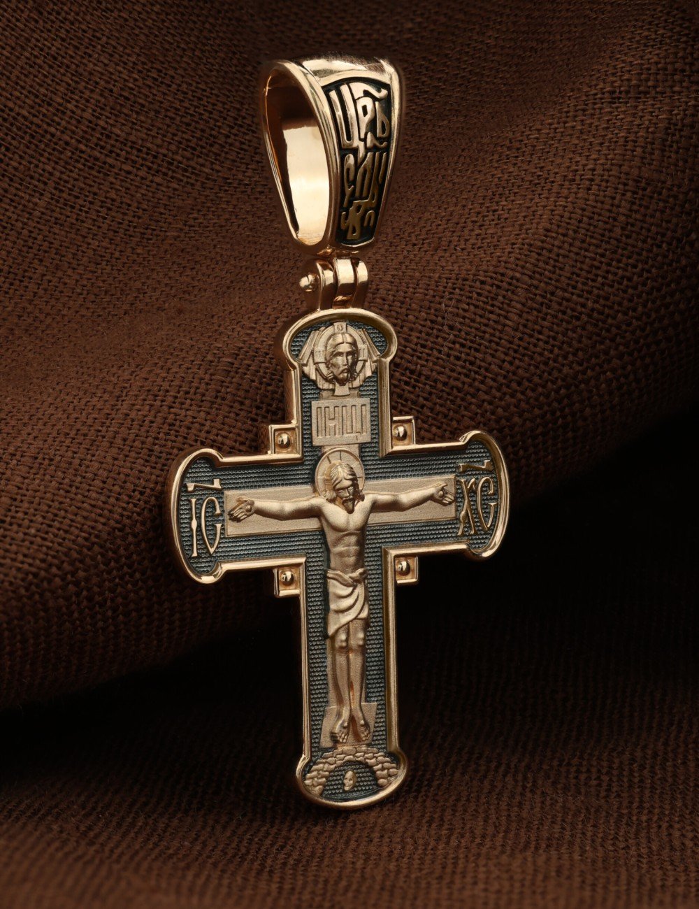 Крест из золота