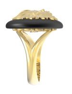 Кольцо из лимонного золота c ониксом