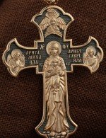 Крест из золота