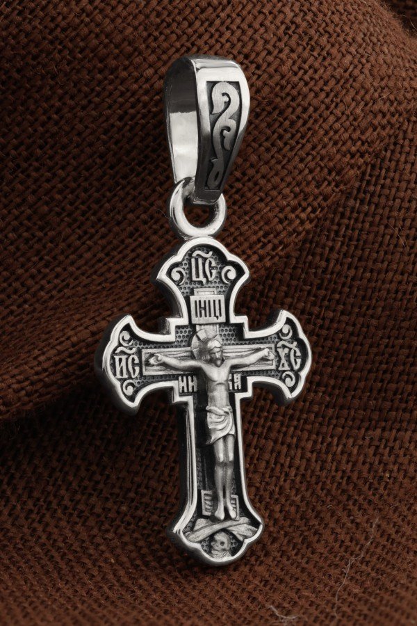 Крест из белого золота