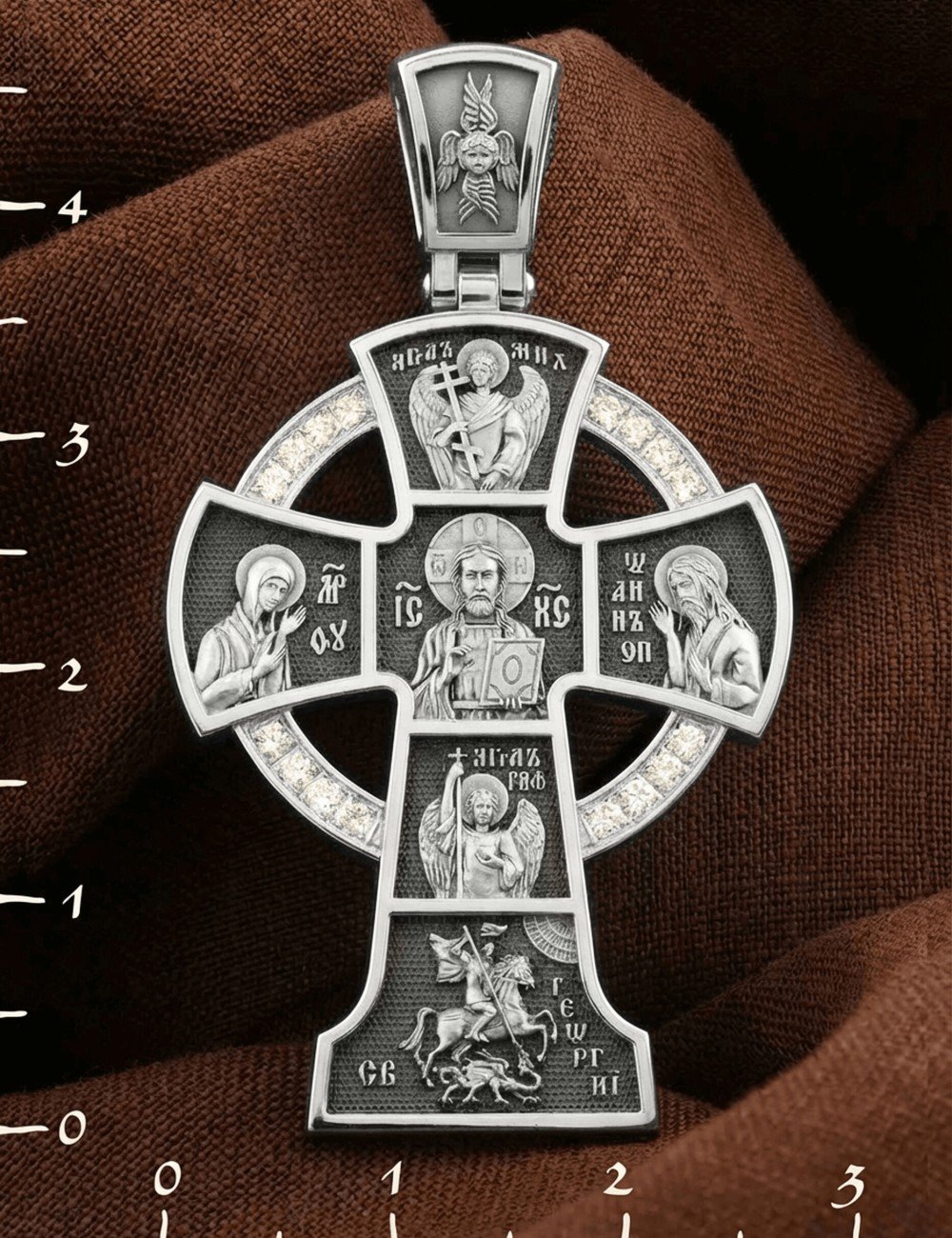 Крест из белого золота c бриллиантами