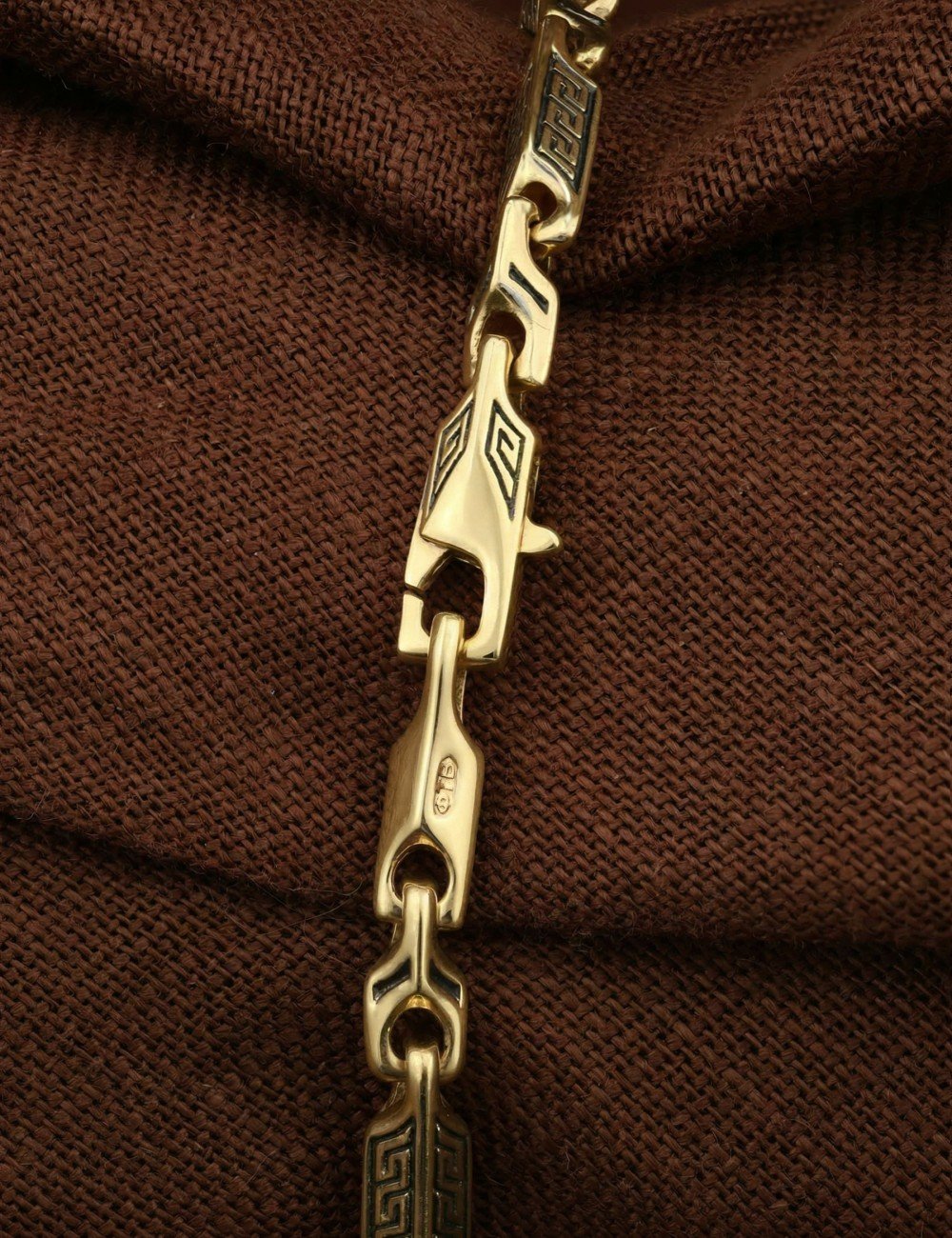 Браслет из лимонного золота