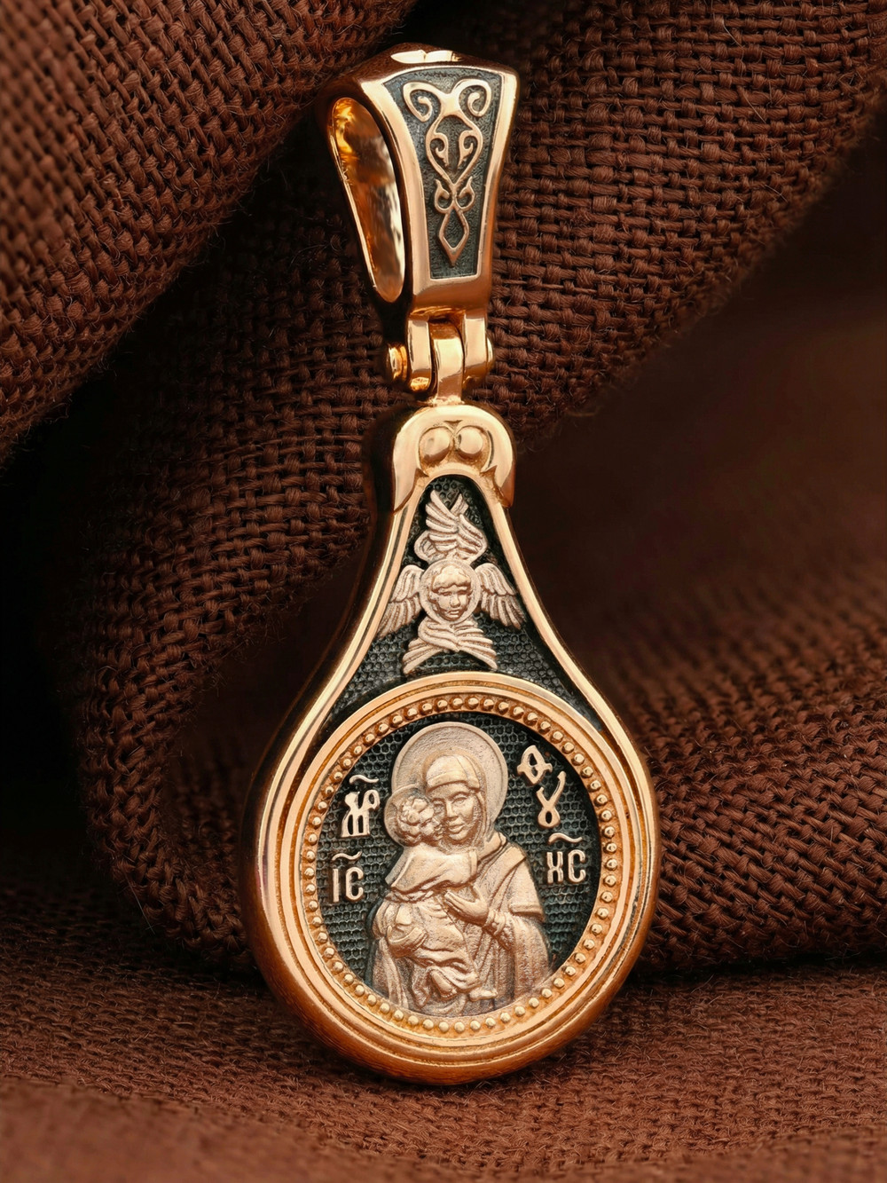 Нательная икона из красного золота 585 пробы